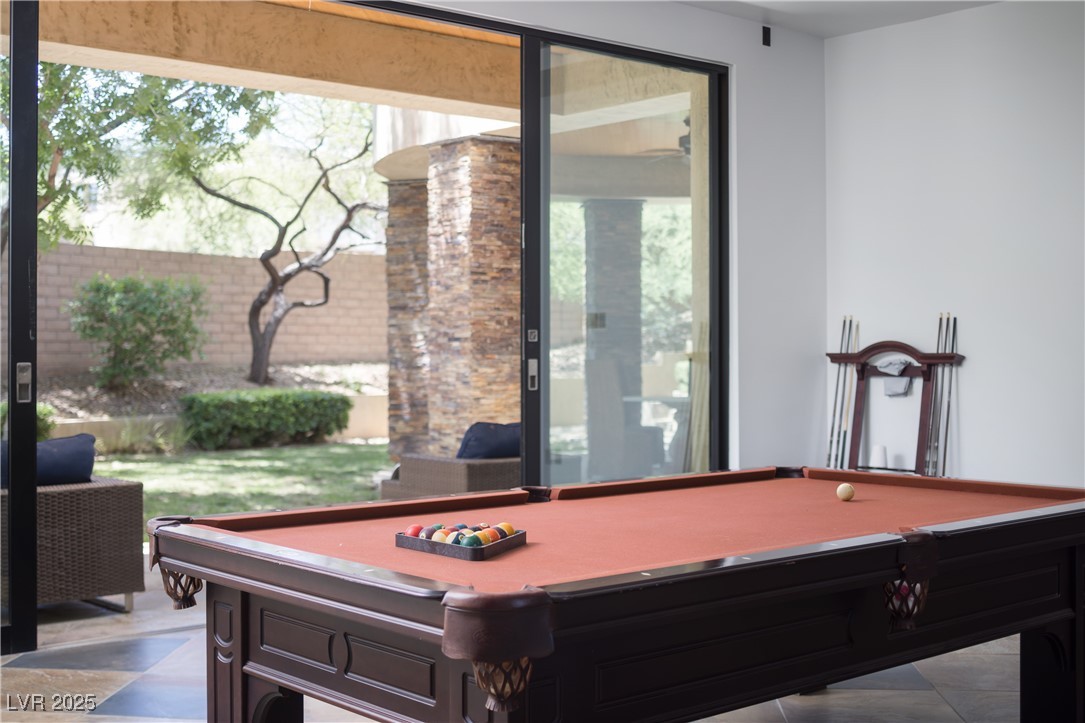 17 Soaring Bird Court