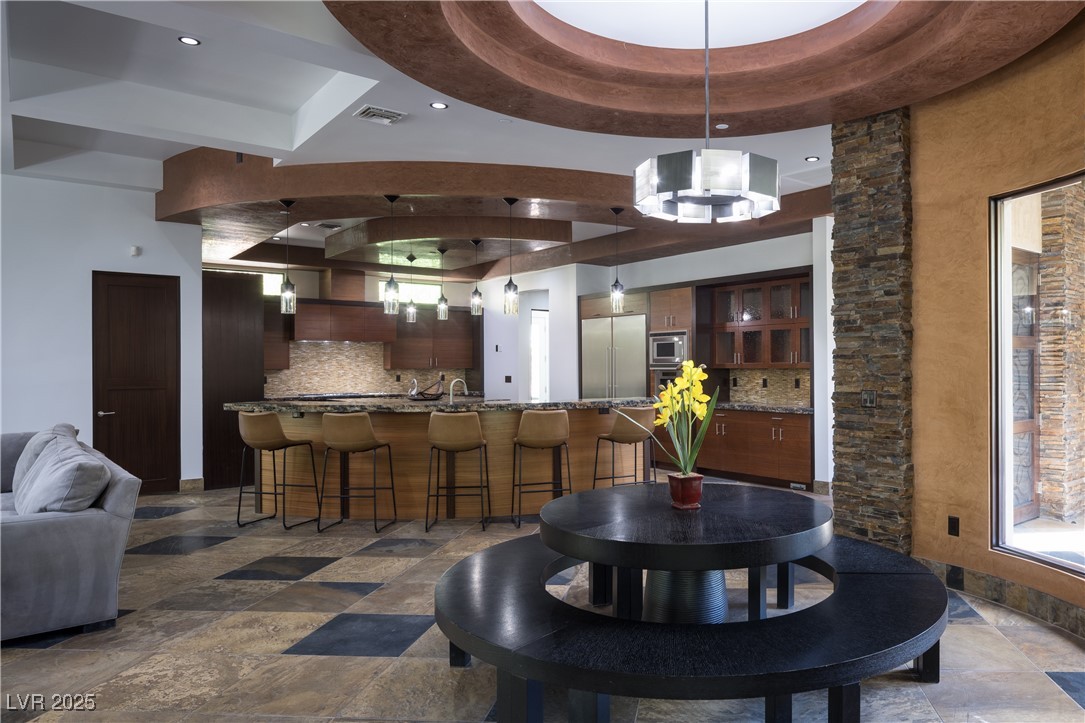 17 Soaring Bird Court