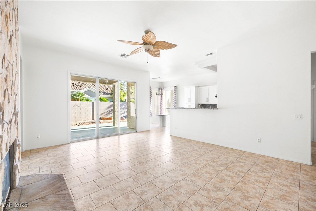 8537 Highland View Avenue