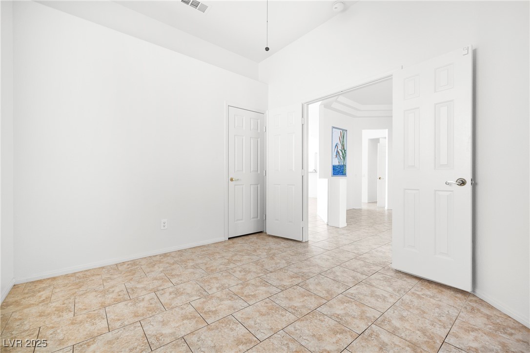 8537 Highland View Avenue