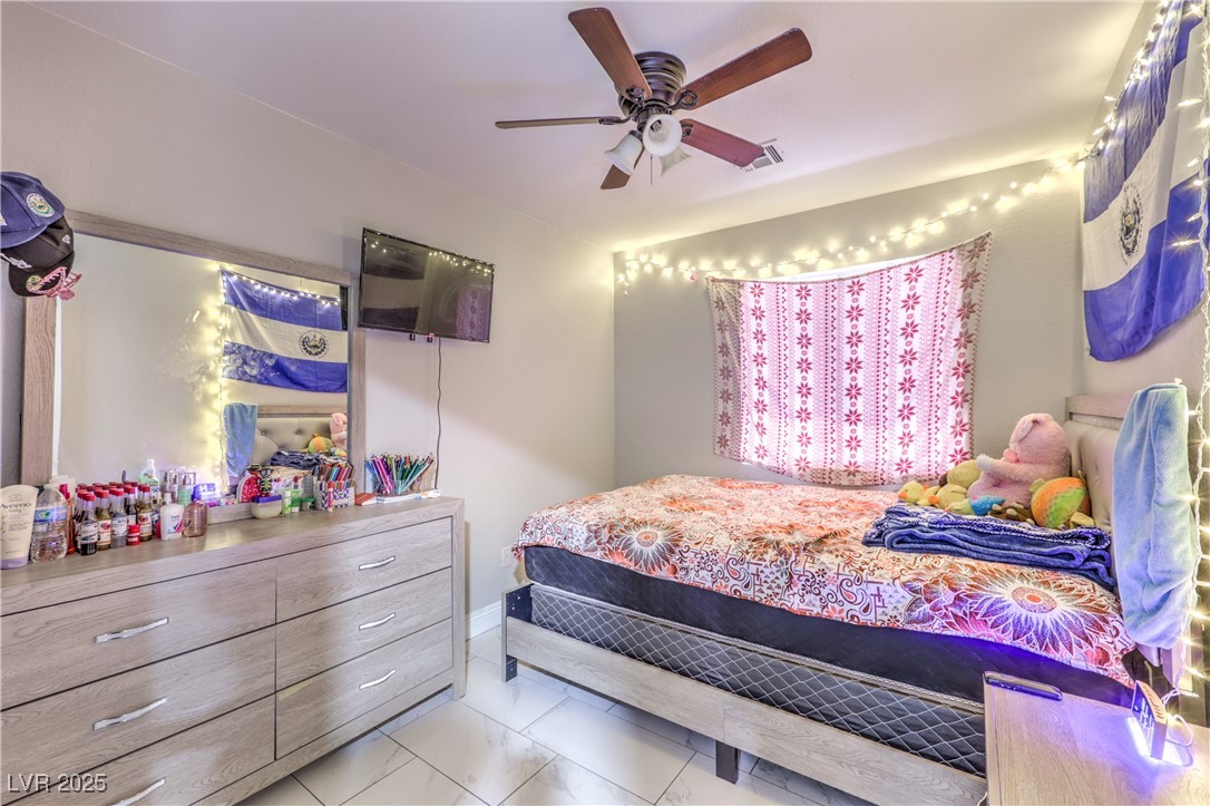 5453 Palisades Quad Avenue