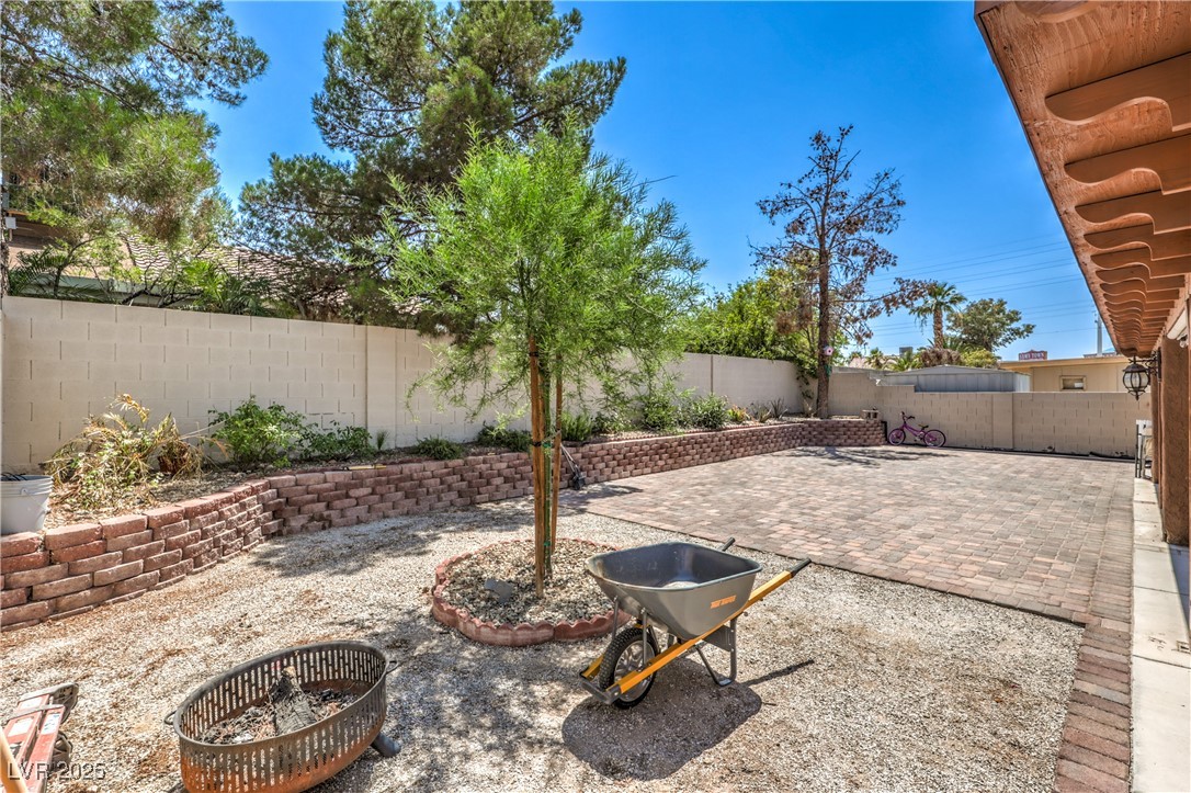 5453 Palisades Quad Avenue