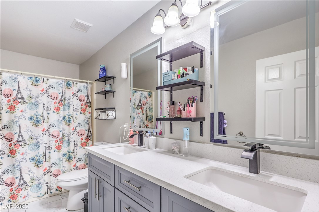 5453 Palisades Quad Avenue