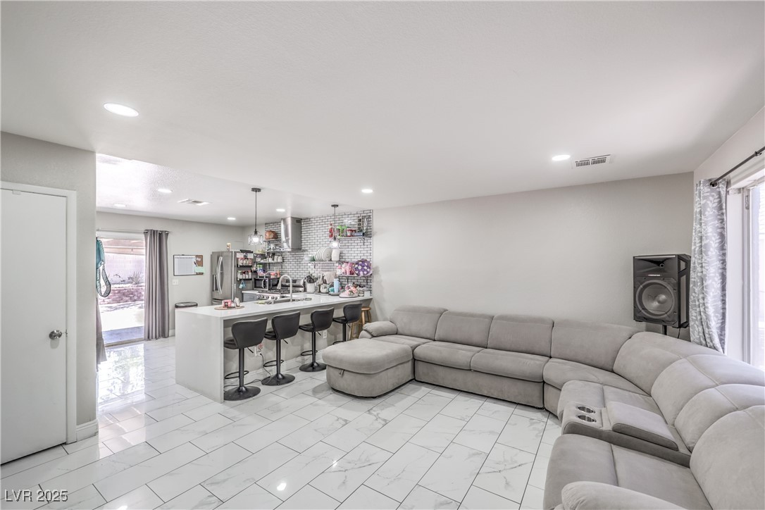 5453 Palisades Quad Avenue