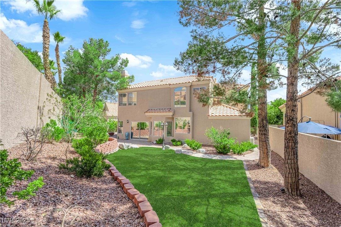 2417 Chestnut Hill Street