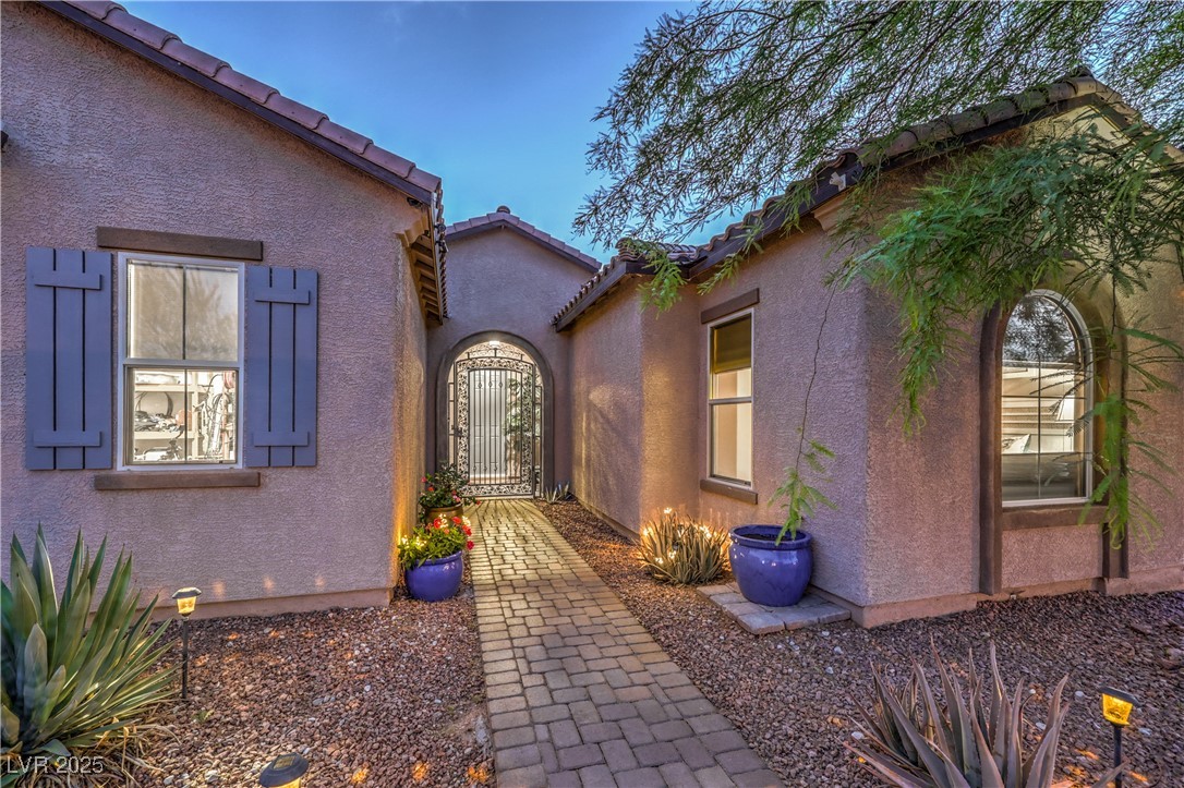 10319 Larkmead Avenue