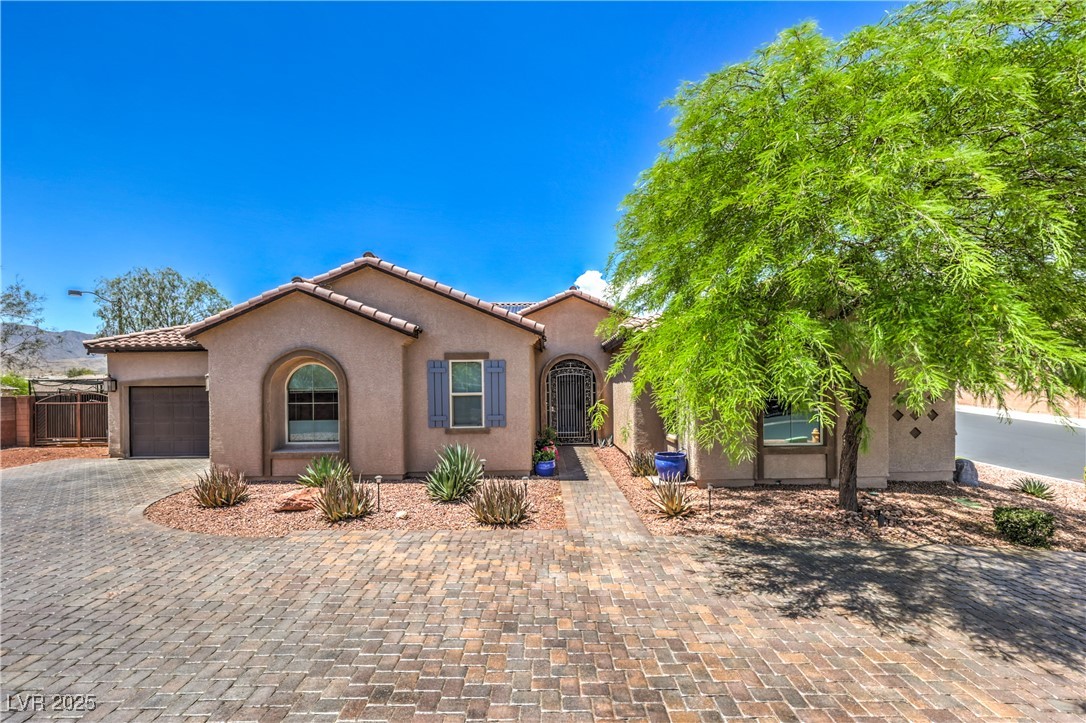 10319 Larkmead Avenue