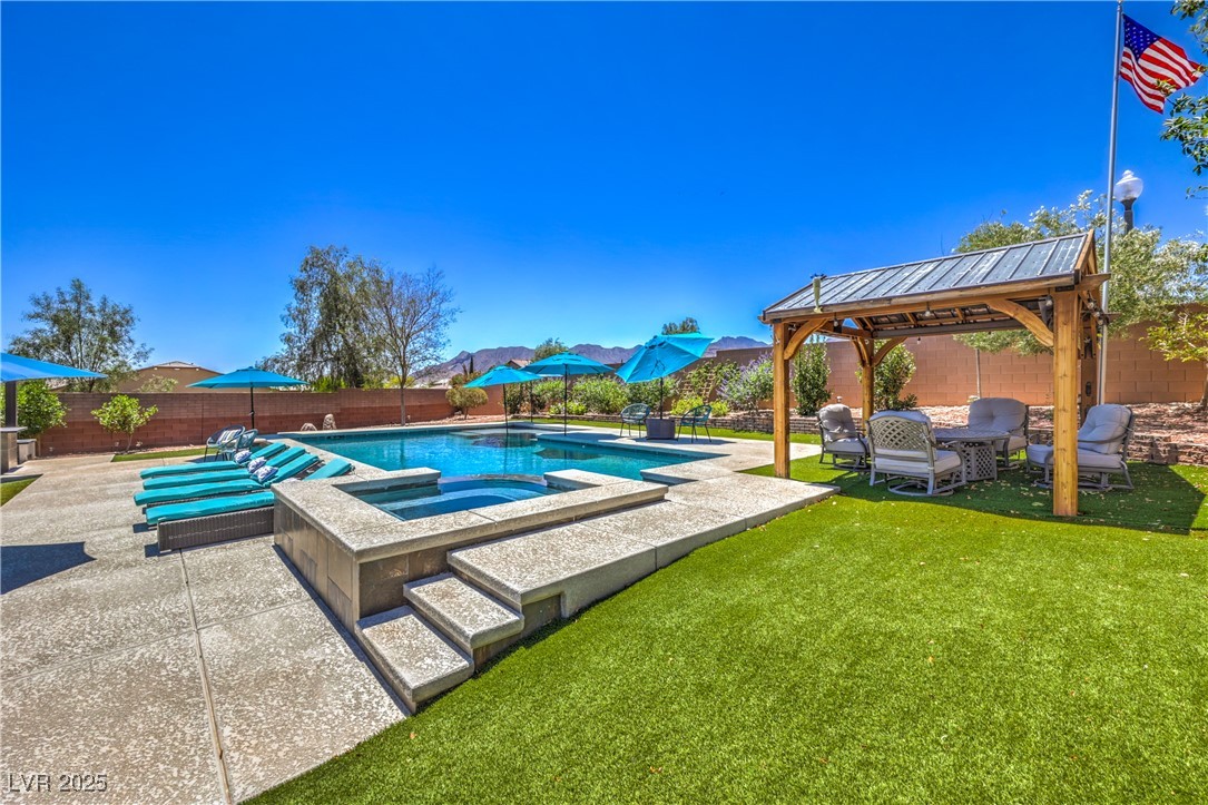 10319 Larkmead Avenue