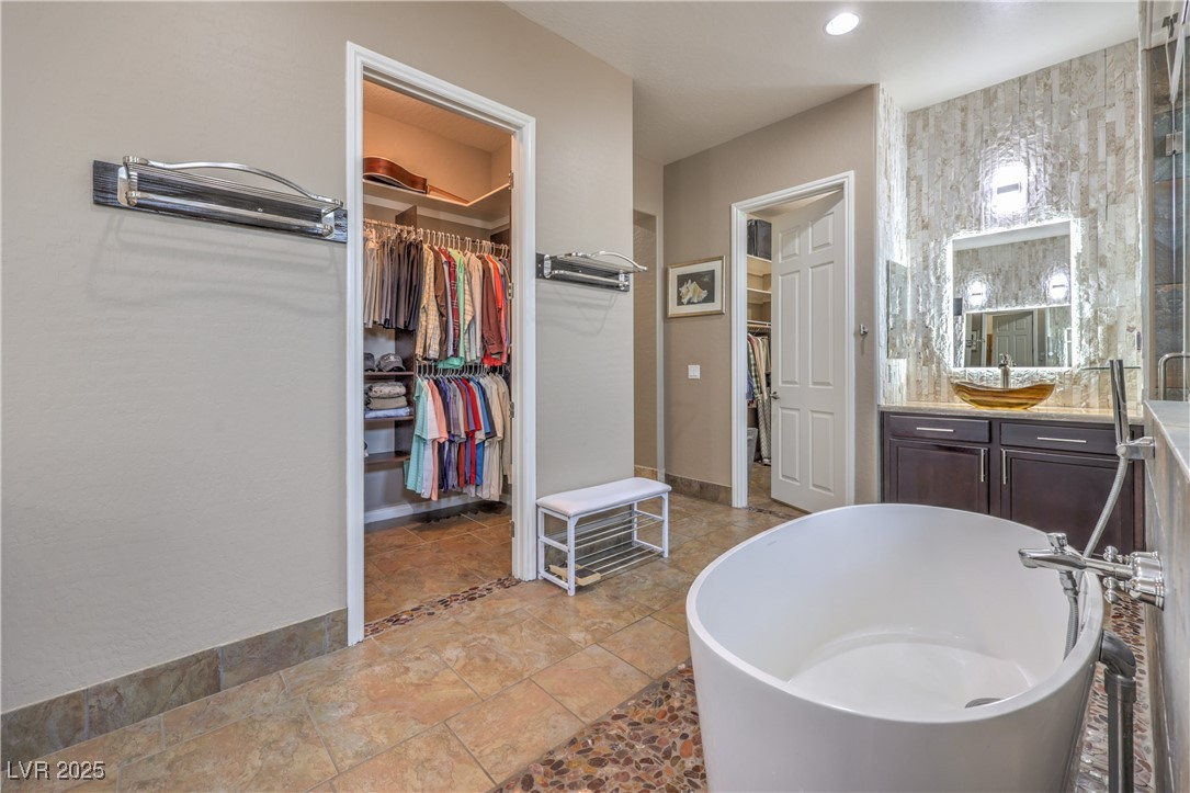 10319 Larkmead Avenue