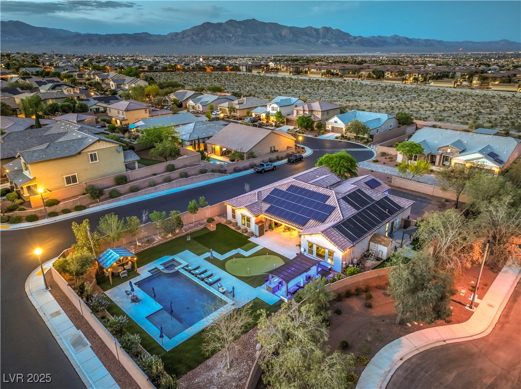 10319 Larkmead Avenue