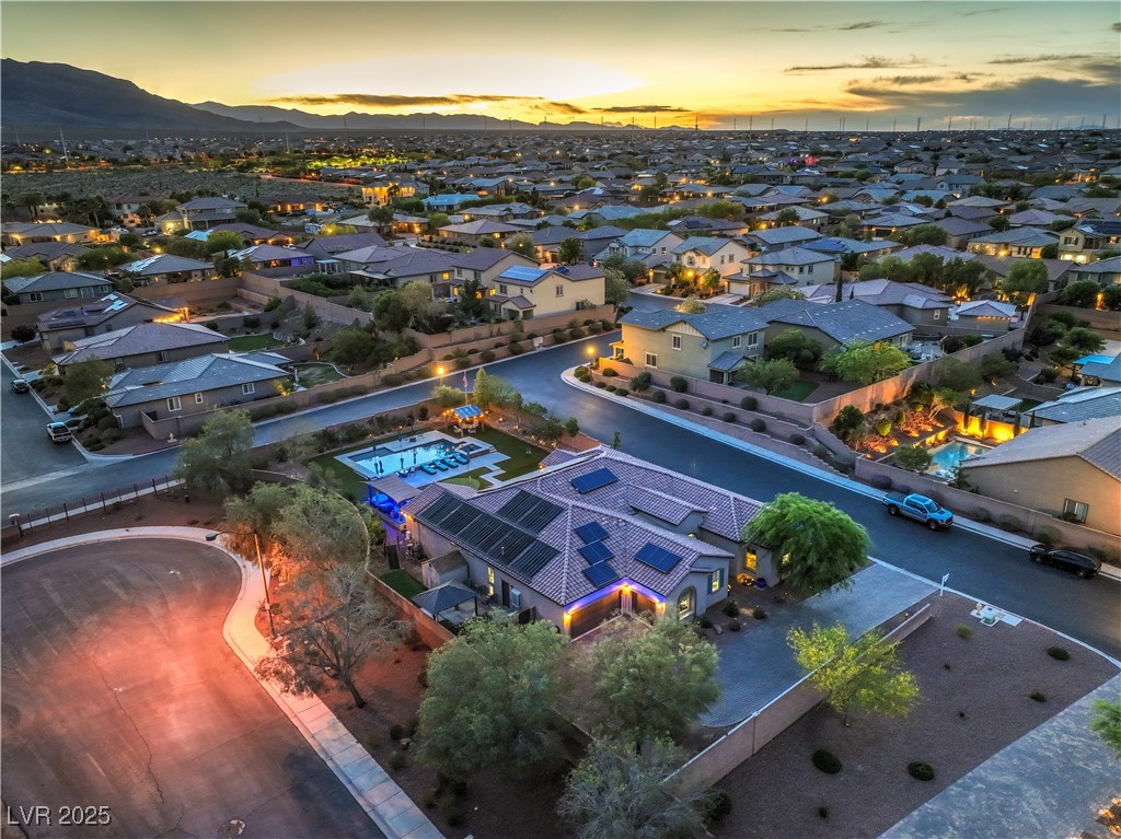 10319 Larkmead Avenue