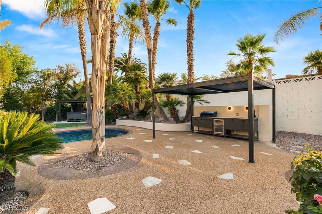 2935 Montessouri Street
