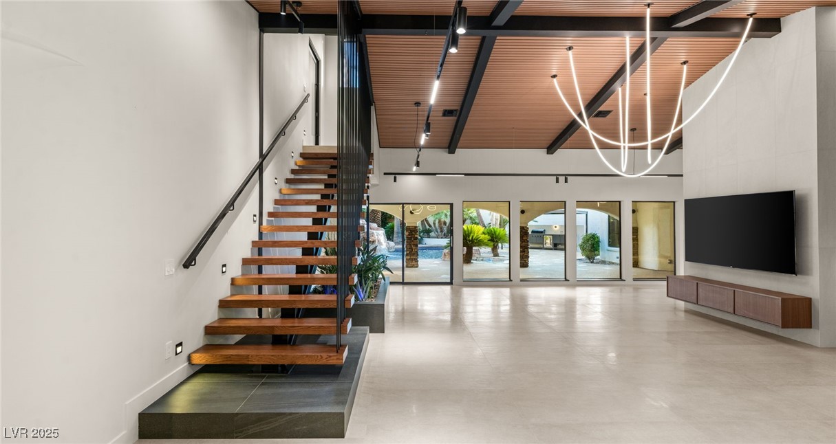 2935 Montessouri Street
