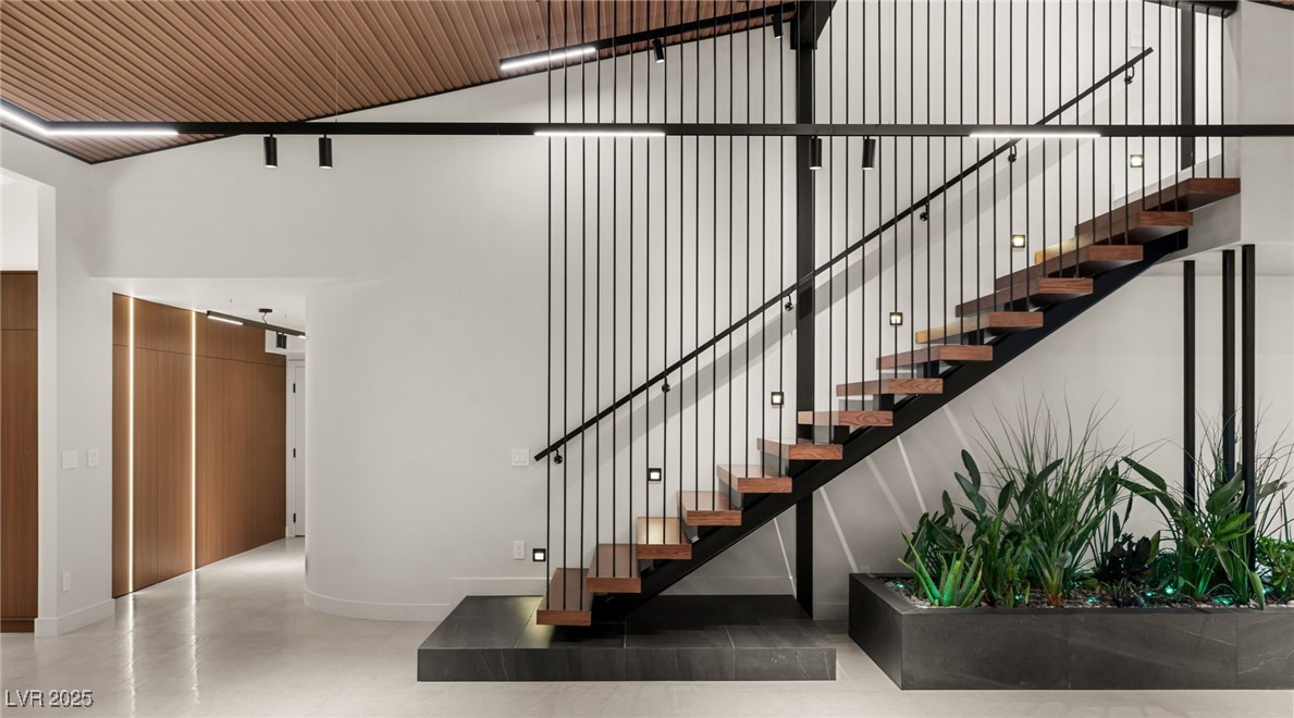 2935 Montessouri Street