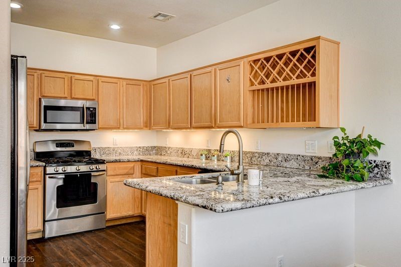 4440 Acropolis Avenue