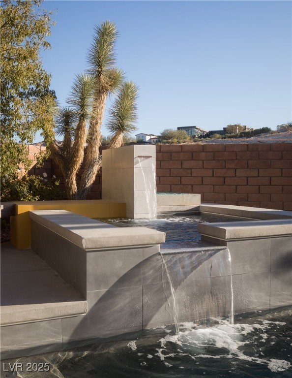 80 Glade Hollow Drive