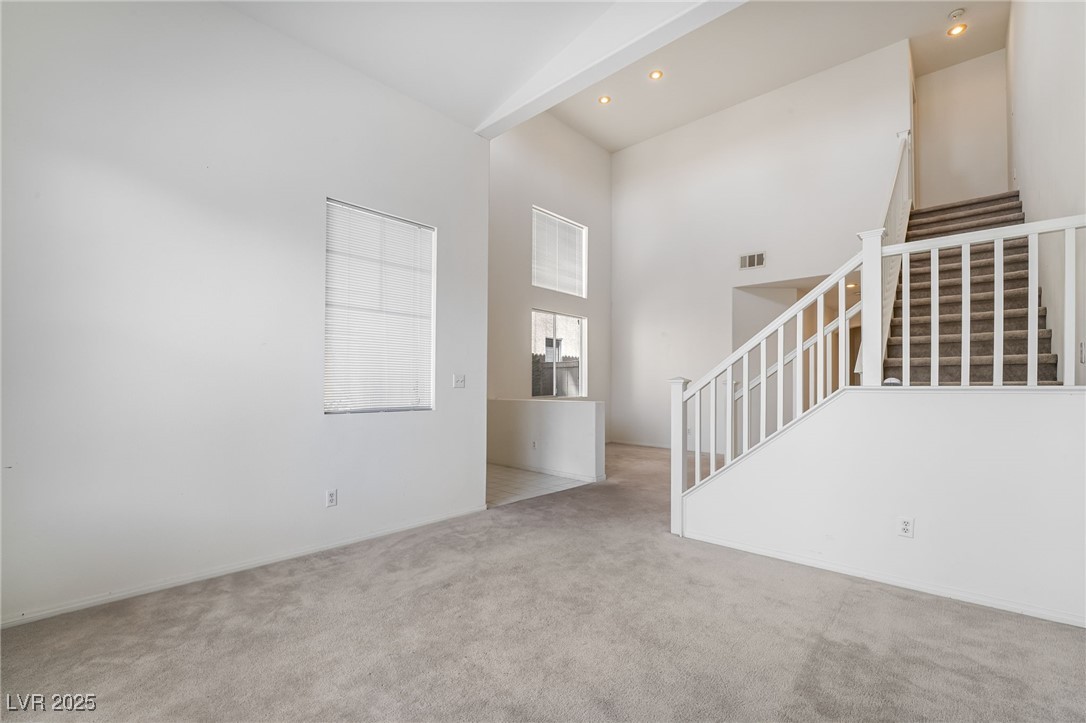 754 Canfield Point Avenue