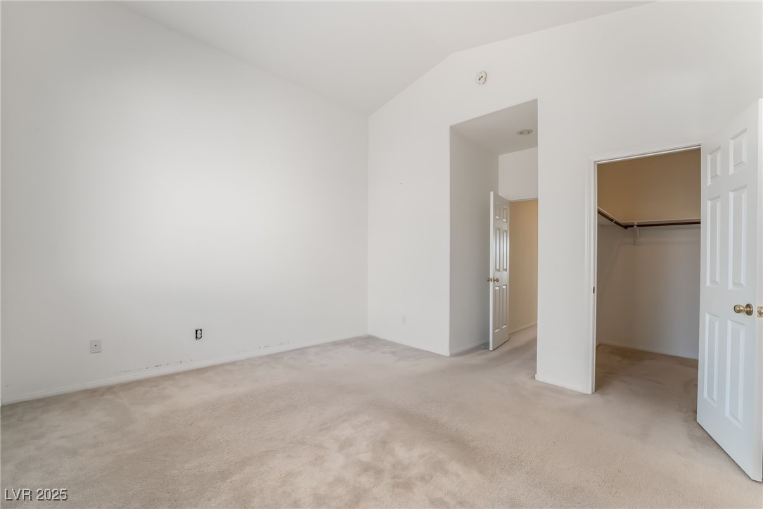 754 Canfield Point Avenue