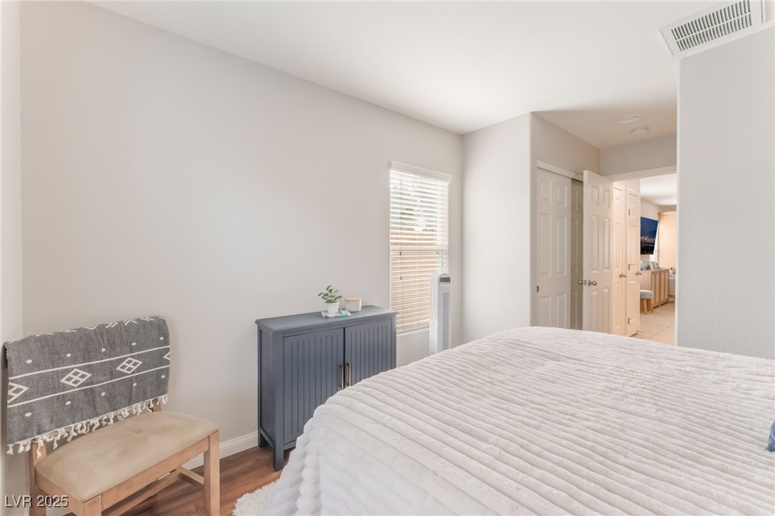 4923 Scholl Canyon Avenue