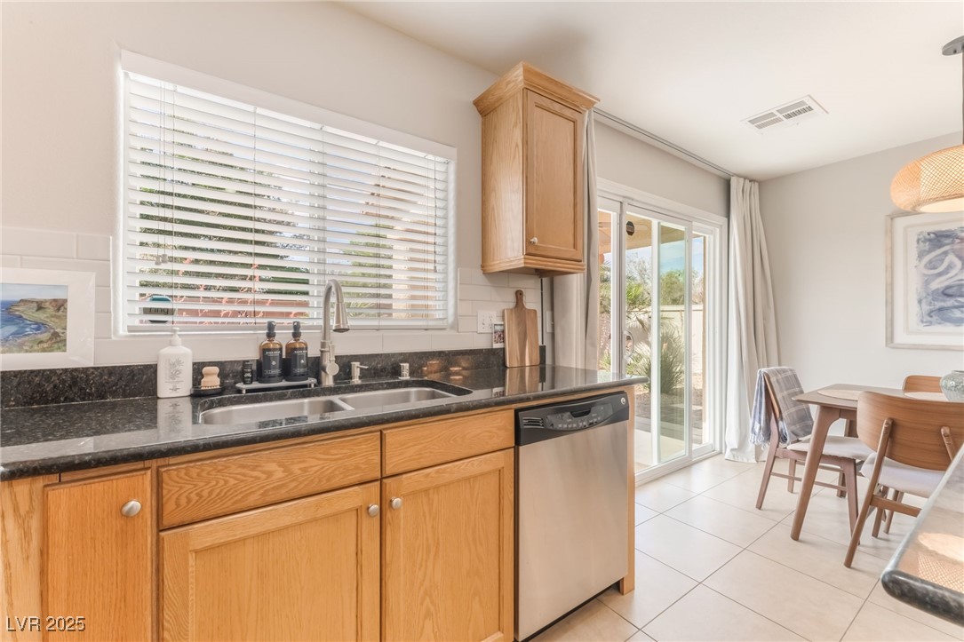 4923 Scholl Canyon Avenue