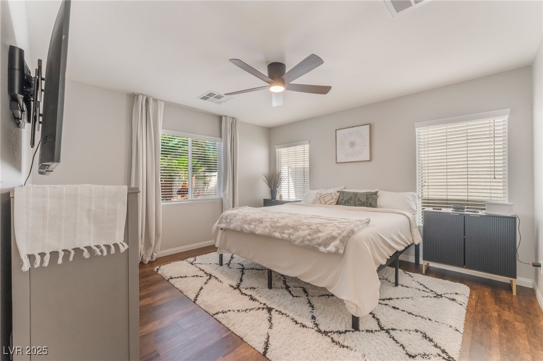 4923 Scholl Canyon Avenue