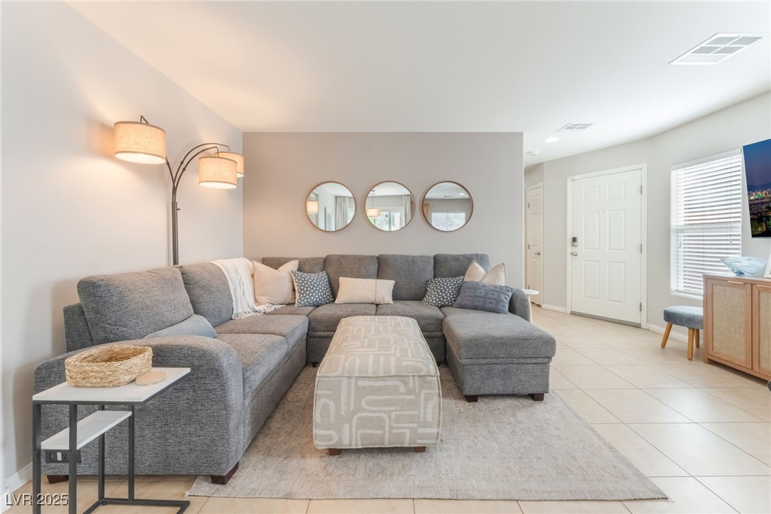 4923 Scholl Canyon Avenue