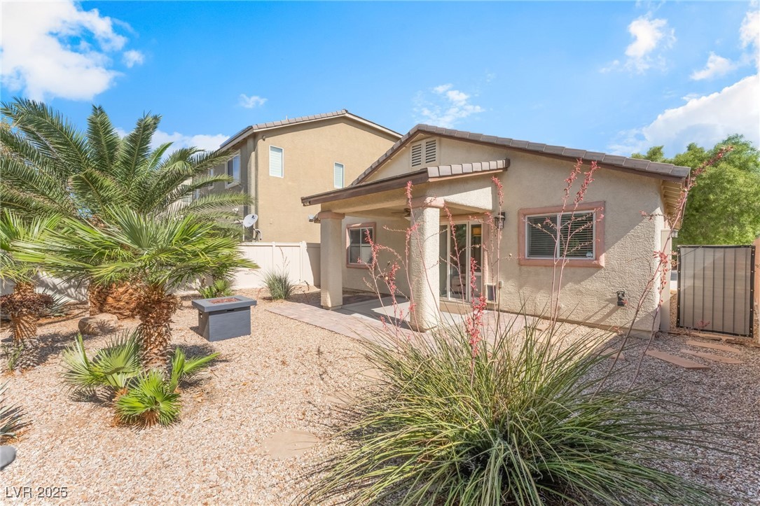 4923 Scholl Canyon Avenue