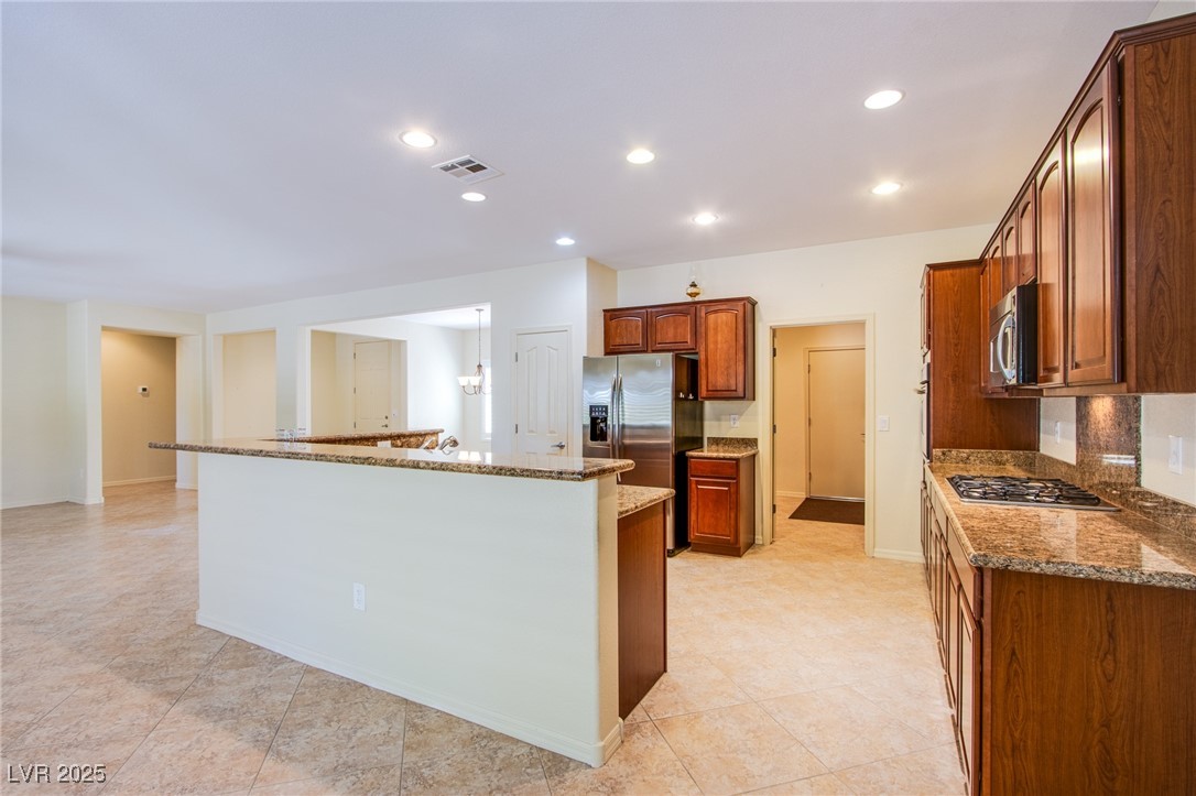 2131 Sandstone Cliffs Drive