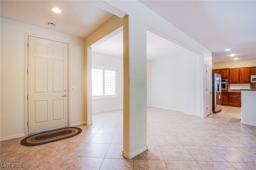 2131 Sandstone Cliffs Drive