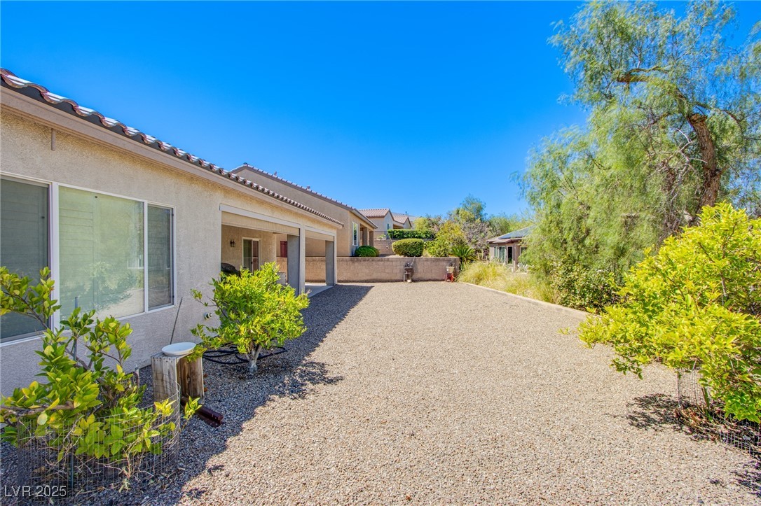 2131 Sandstone Cliffs Drive