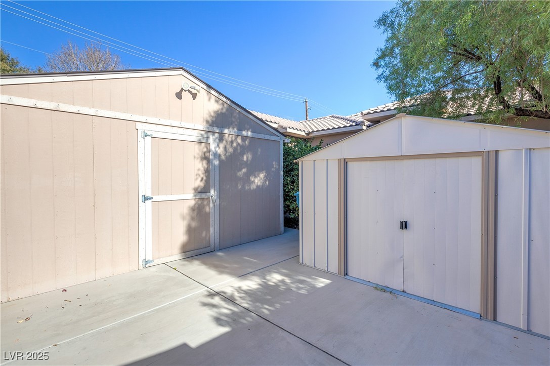 5193 North Miller Lane