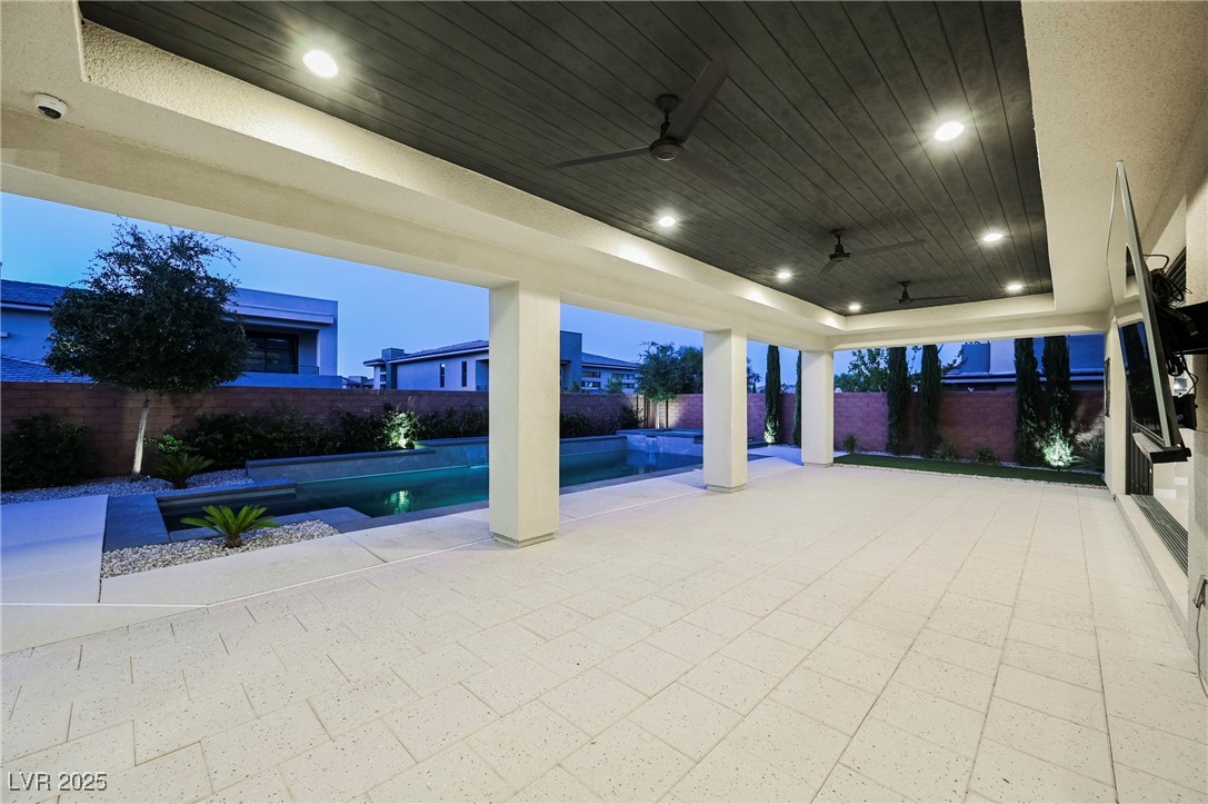 11460 Ruby Falls Way