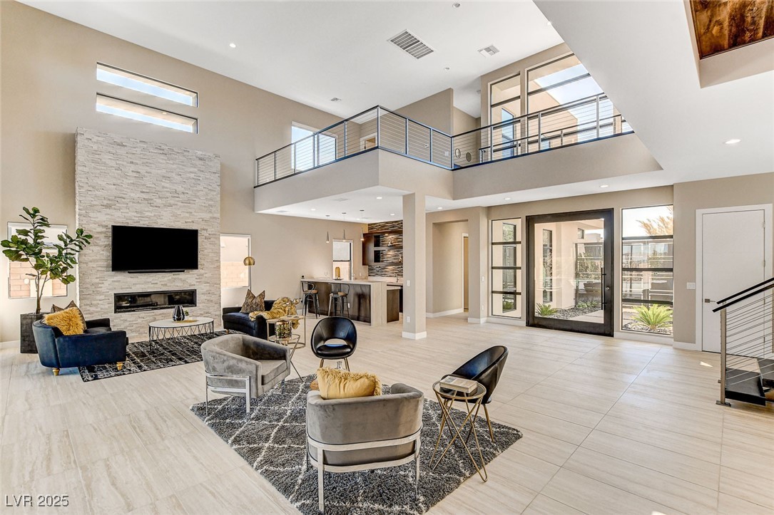 11460 Ruby Falls Way