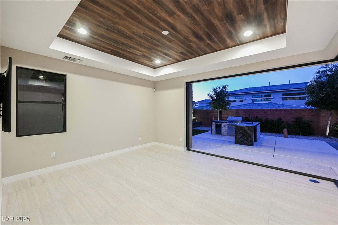 11460 Ruby Falls Way