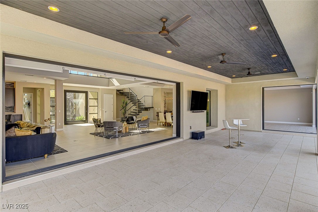 11460 Ruby Falls Way