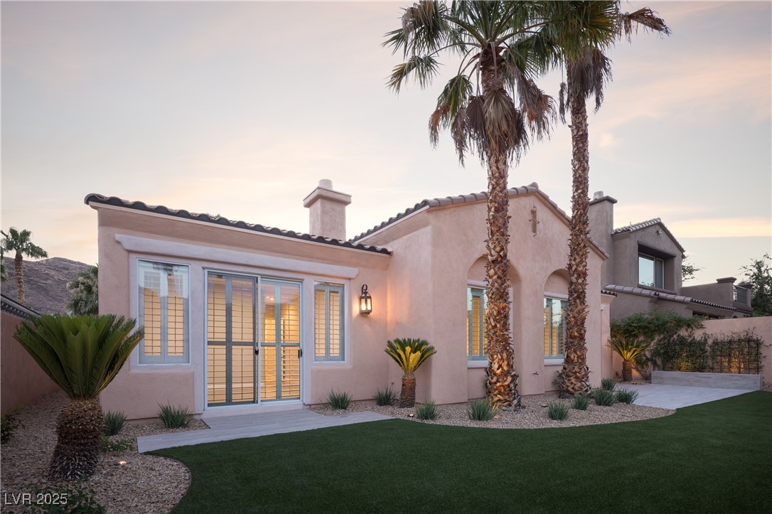 2824 Evening Rock Street