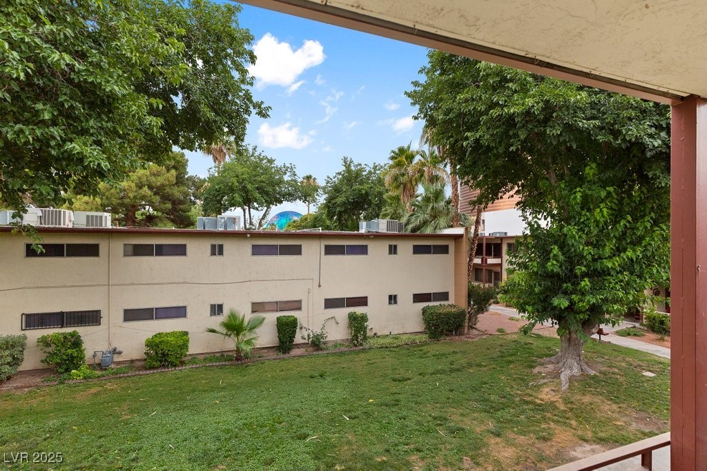 350 East Desert Inn Road H205