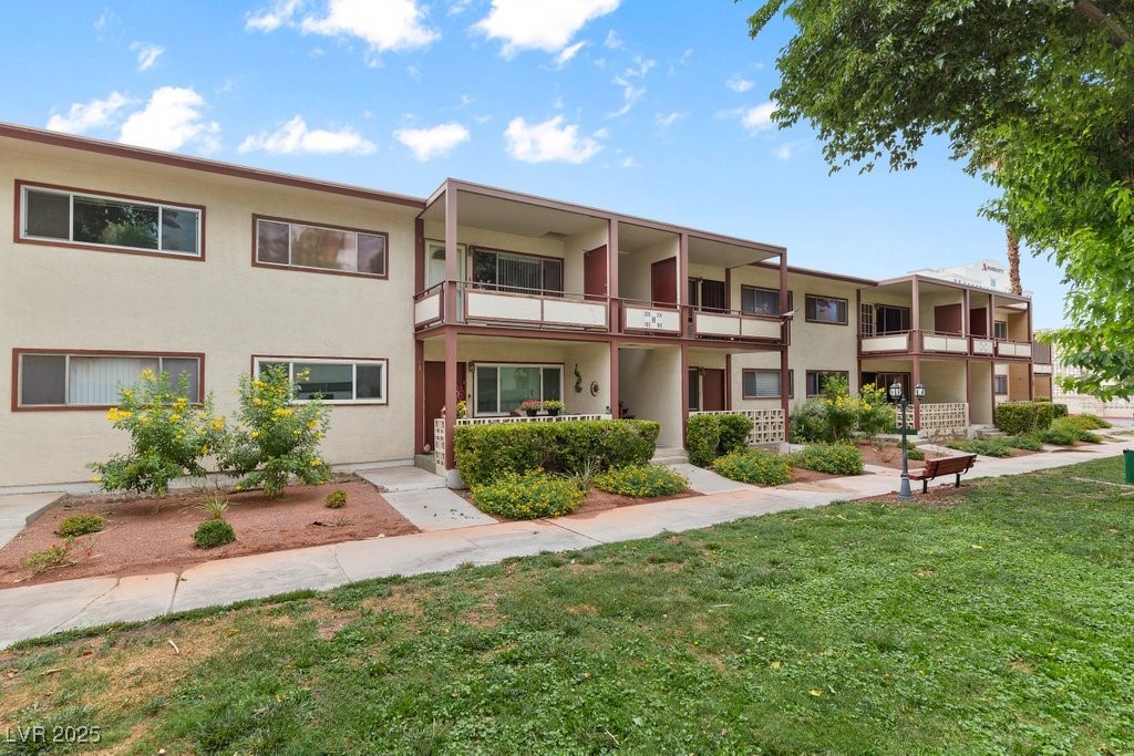 350 East Desert Inn Road H205