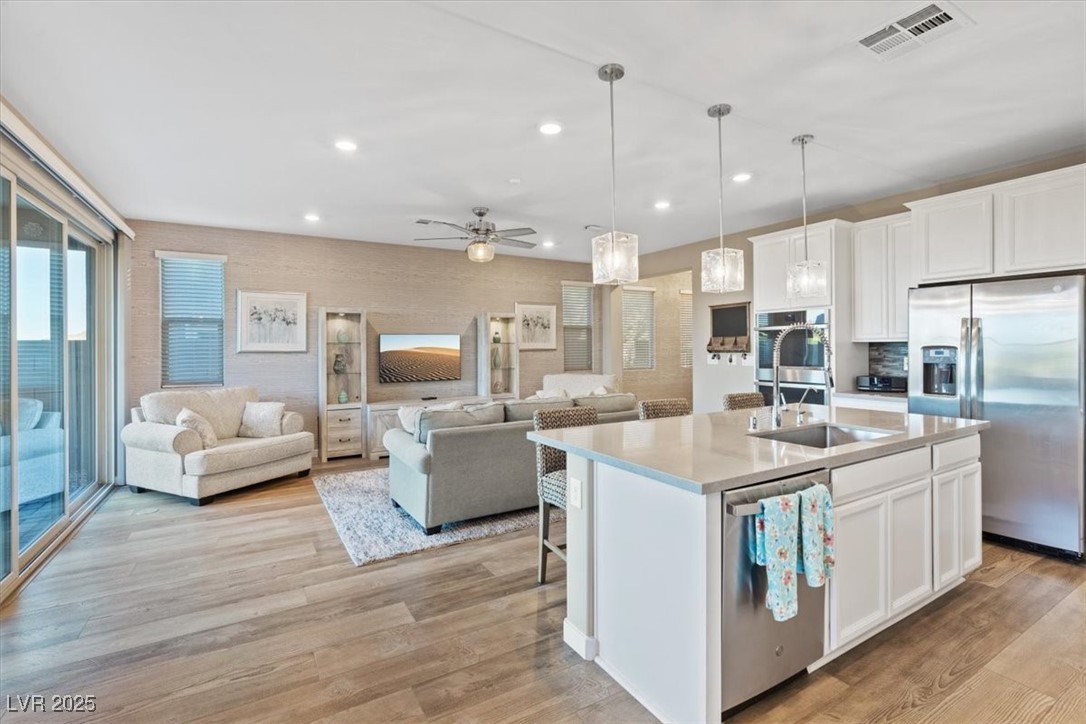 714 Rogue Wave Street