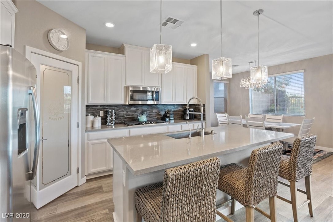 714 Rogue Wave Street