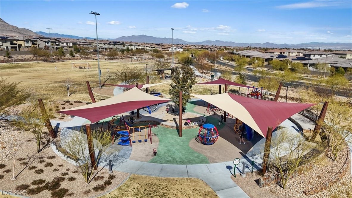 714 Rogue Wave Street