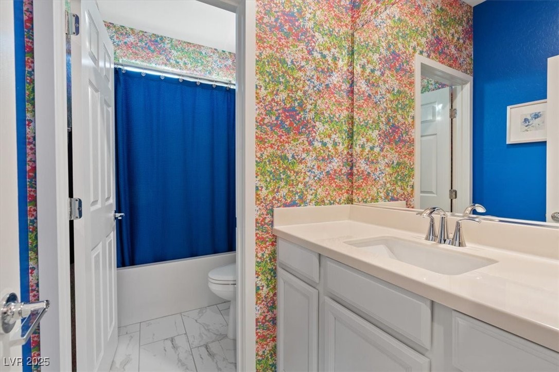 714 Rogue Wave Street