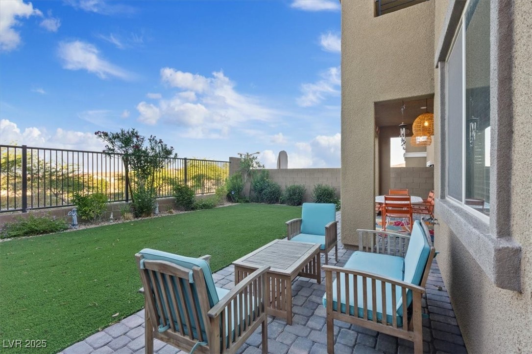 714 Rogue Wave Street