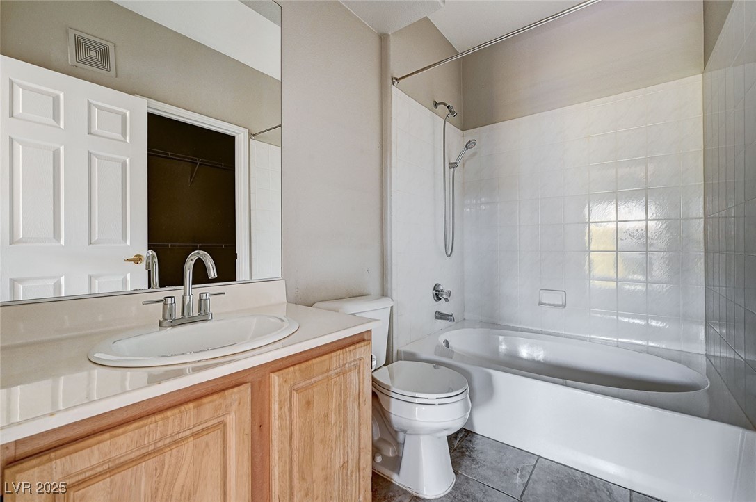 8555 West Russell Road 2015