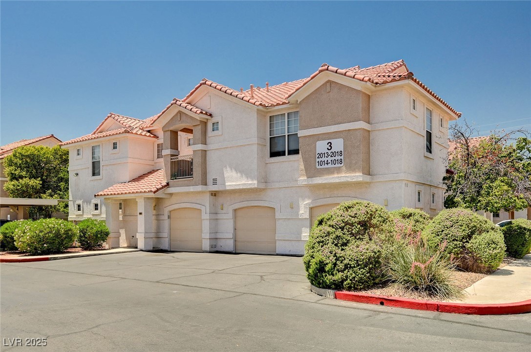 8555 West Russell Road 2015