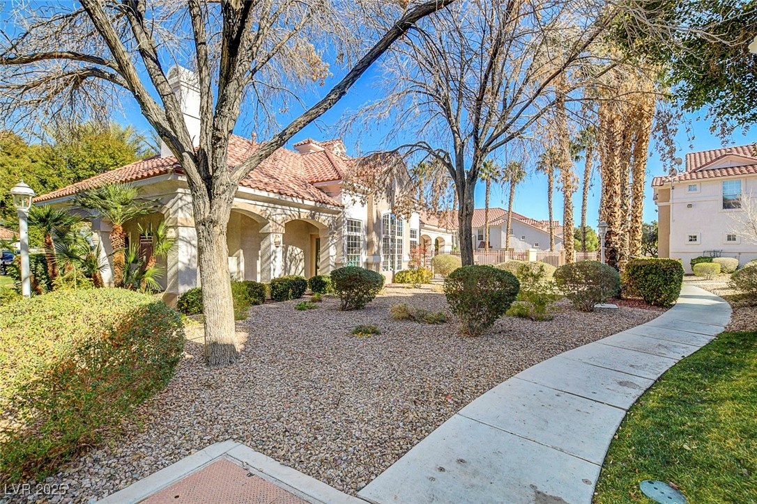 8555 West Russell Road 2015