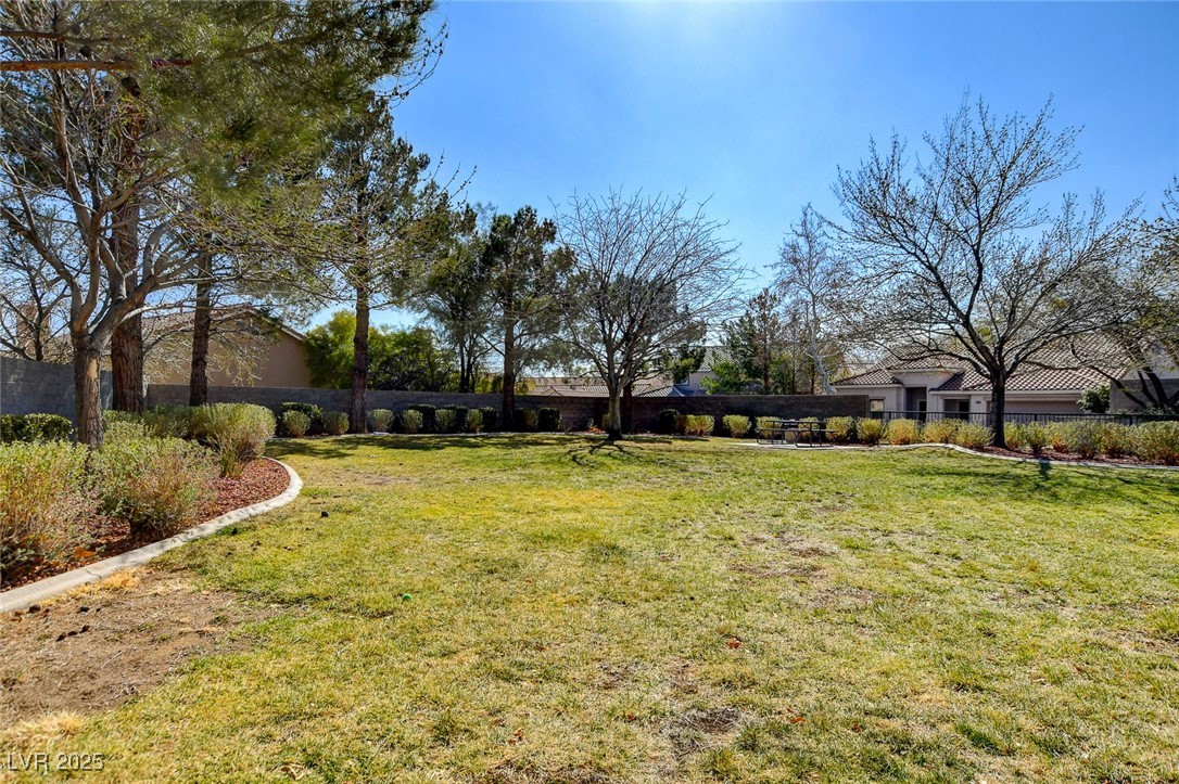 10612 Primrose Arbor Avenue