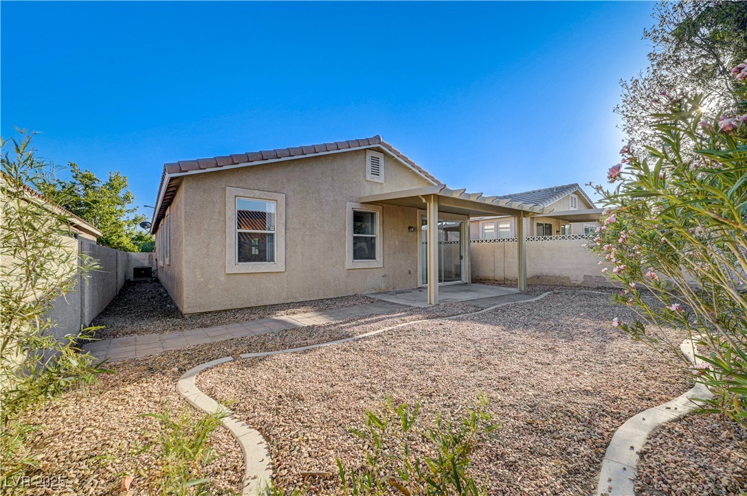 10612 Primrose Arbor Avenue