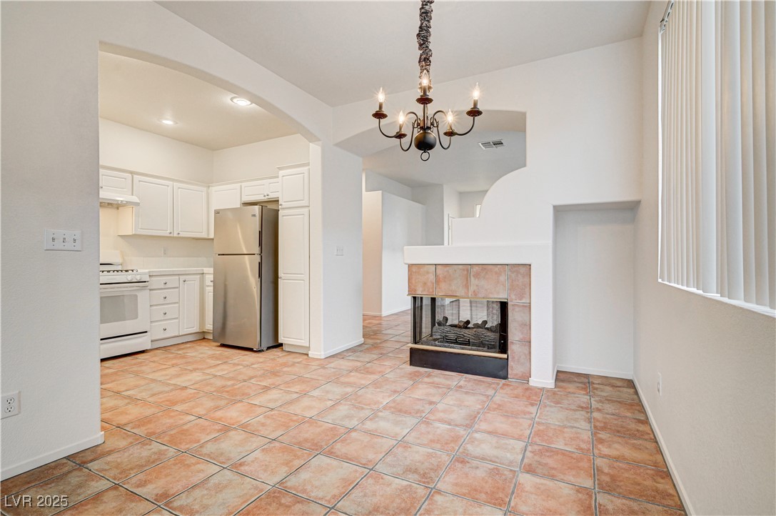 10612 Primrose Arbor Avenue