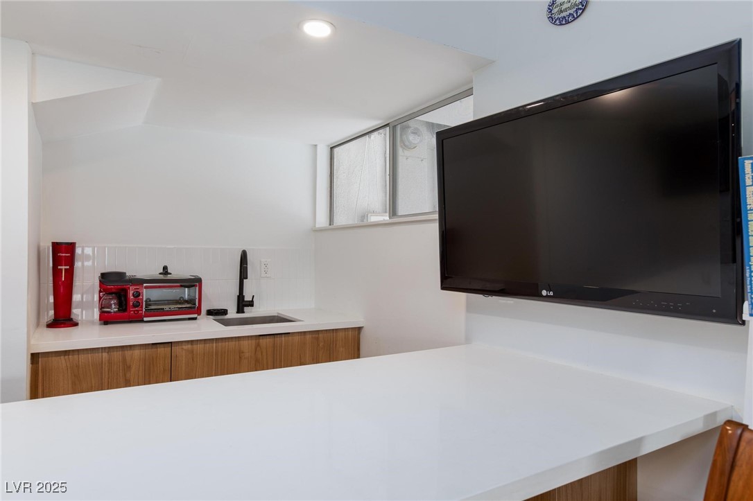 1607 Pawnee Drive